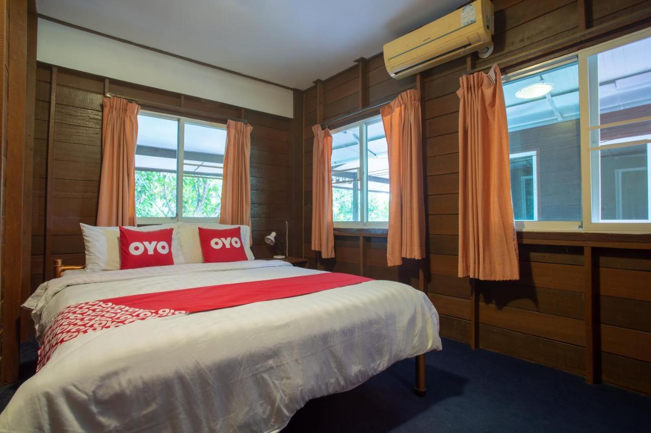 Oyo 909 Guiding Star Resort チエンマイ エクステリア 写真