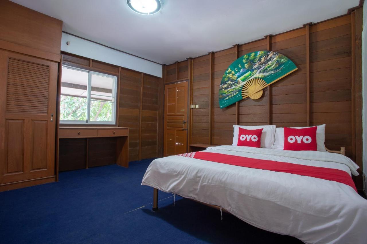 Oyo 909 Guiding Star Resort チエンマイ エクステリア 写真