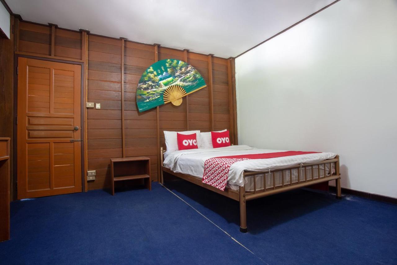 Oyo 909 Guiding Star Resort チエンマイ エクステリア 写真