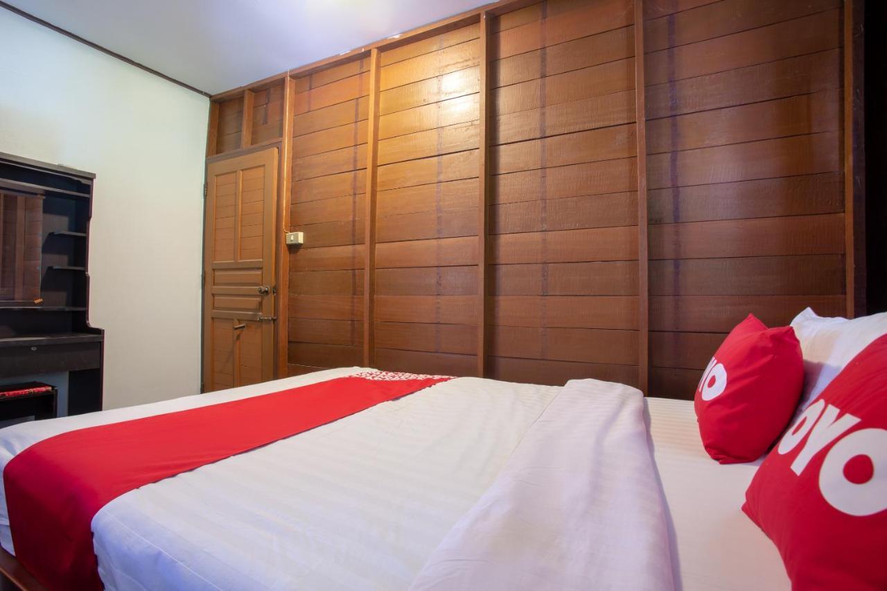 Oyo 909 Guiding Star Resort チエンマイ エクステリア 写真