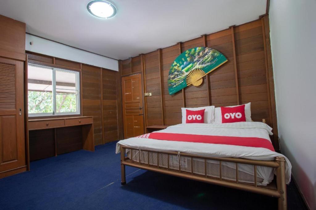 Oyo 909 Guiding Star Resort チエンマイ エクステリア 写真